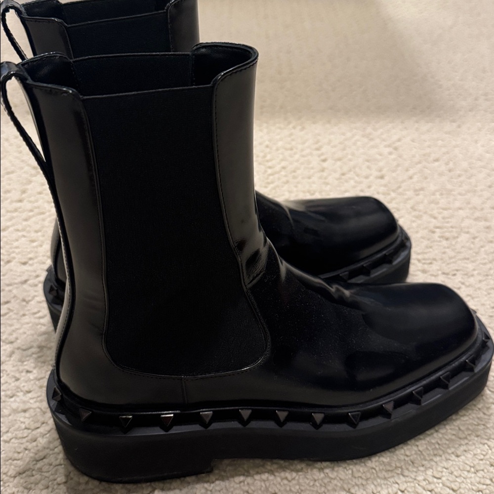 Black Patent Leather Ankle Boots - Picture 3 of 3